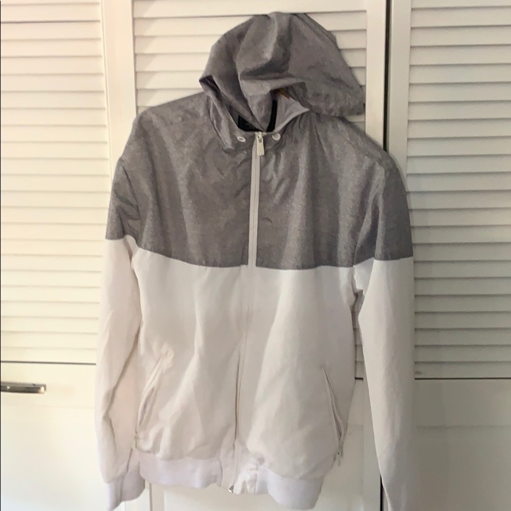 Champs windbreaker